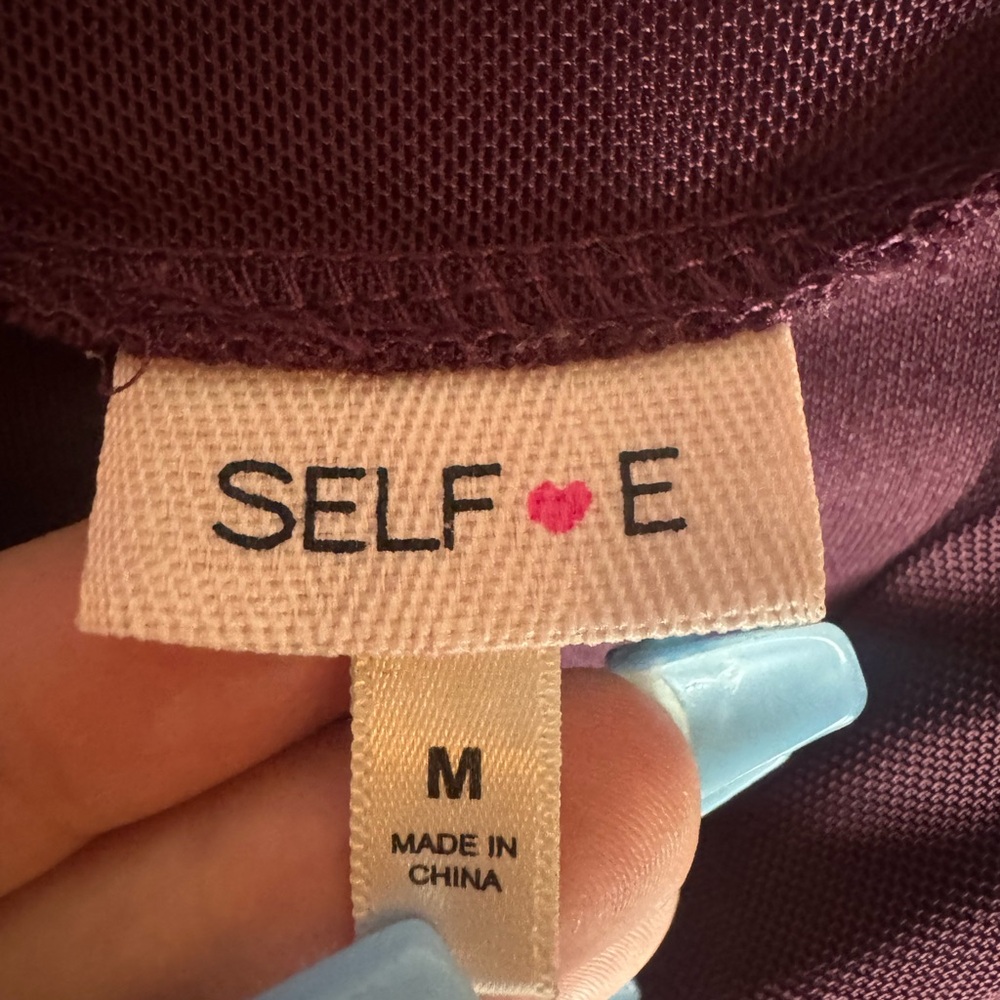 Selfie Burgundy Ruched Long Sleeve Mesh Top - Picture 4 of 7